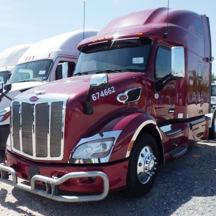 2020 PETERBILT 579