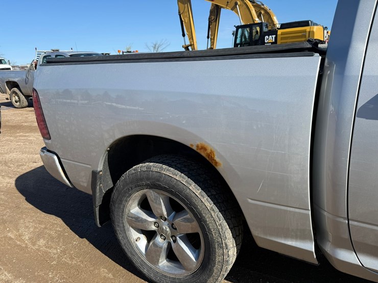 2016-dodge-1500-image-22