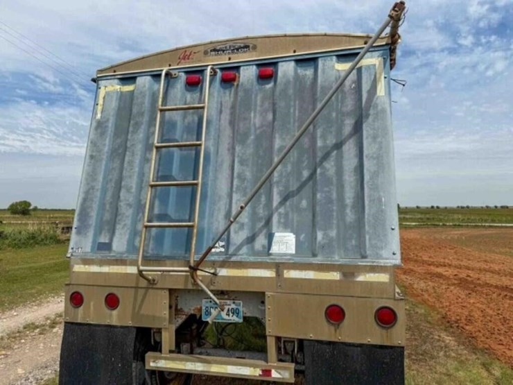 jet-22’-hopper-bottom-trailer-image-17