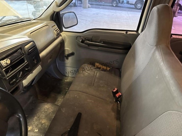 2005-ford-f250-image-23