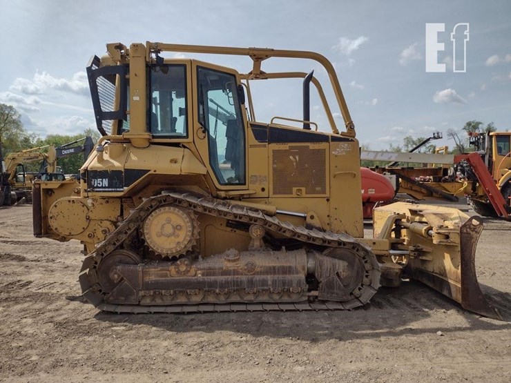 2006-caterpillar-d5n-xl-image-3