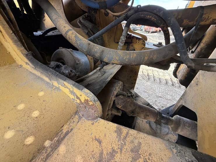 caterpillar-966e-image-37