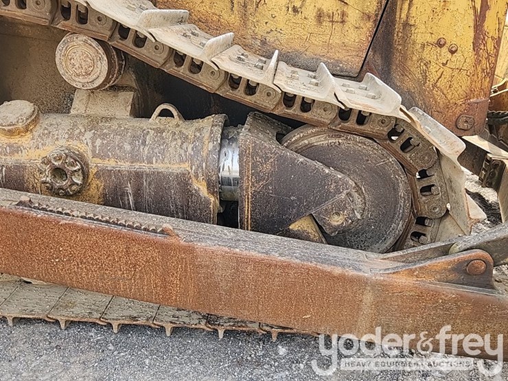 caterpillar-d6h-image-10