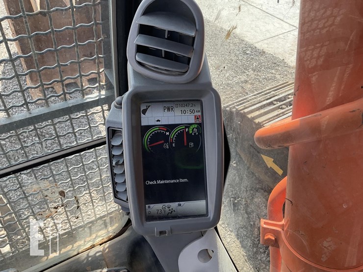 2019-hitachi-zx300-lc-6-image-15