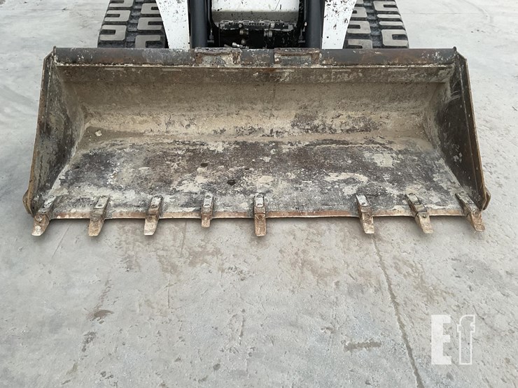 2022-bobcat-t870-image-11