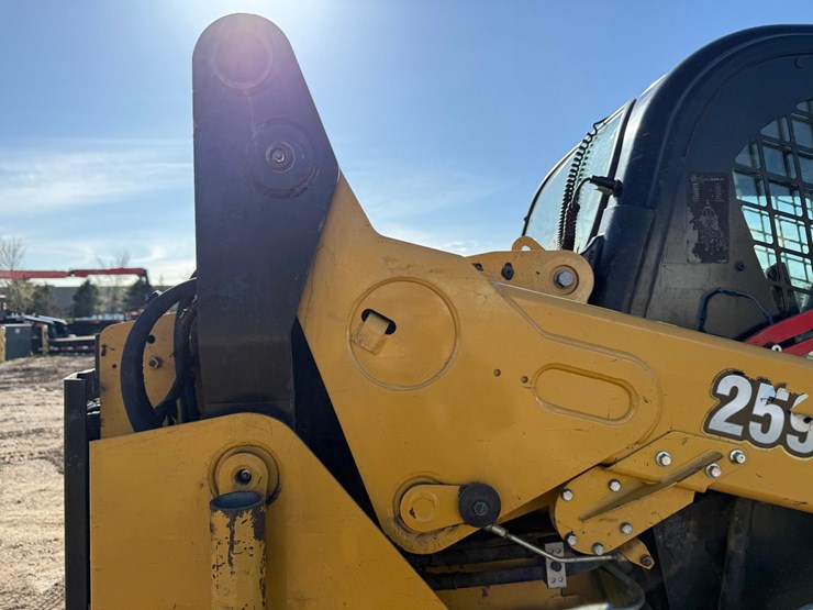caterpillar-259d3-image-23