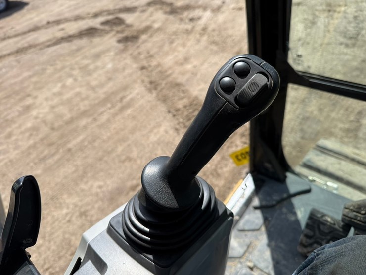 caterpillar-312e-image-70