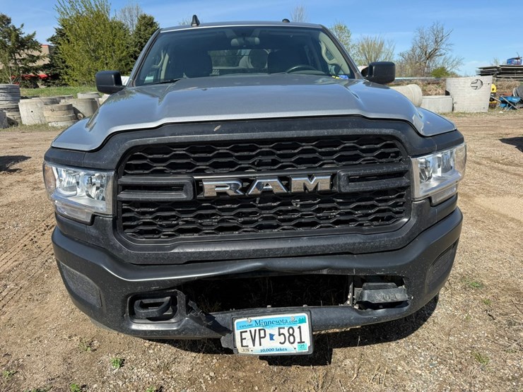 2021-dodge-2500-image-8