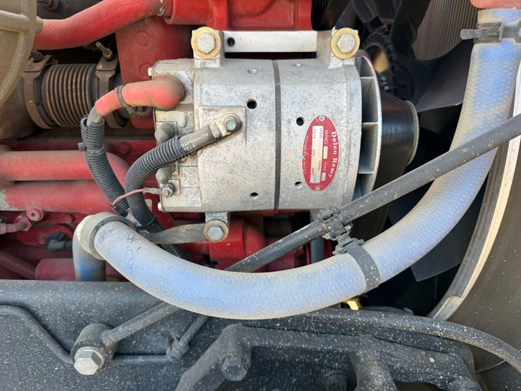 2021-kenworth-t880-image-28