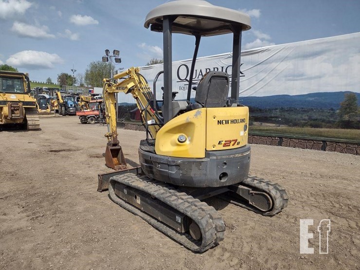 2012-new-holland-e27b-image-41