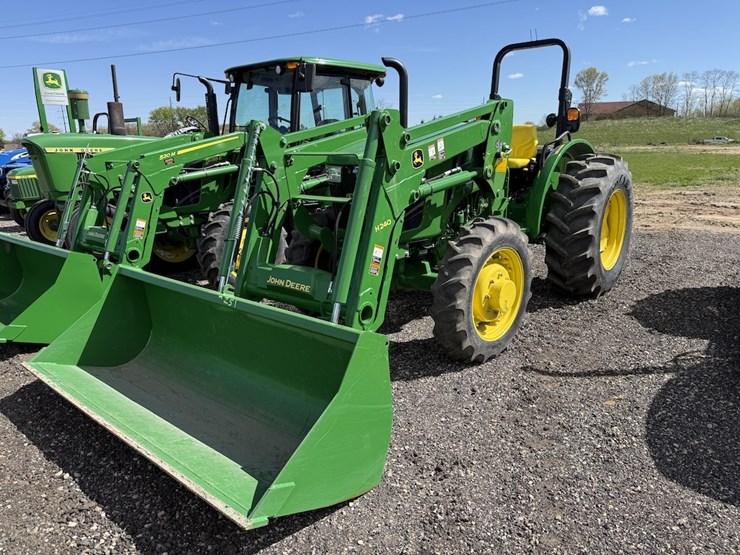 john-deere-5075e-image-1