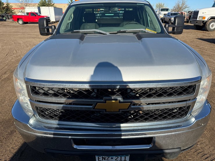 2014-chevrolet-2500-image-10