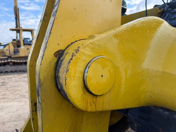 komatsu-wa380-image-31
