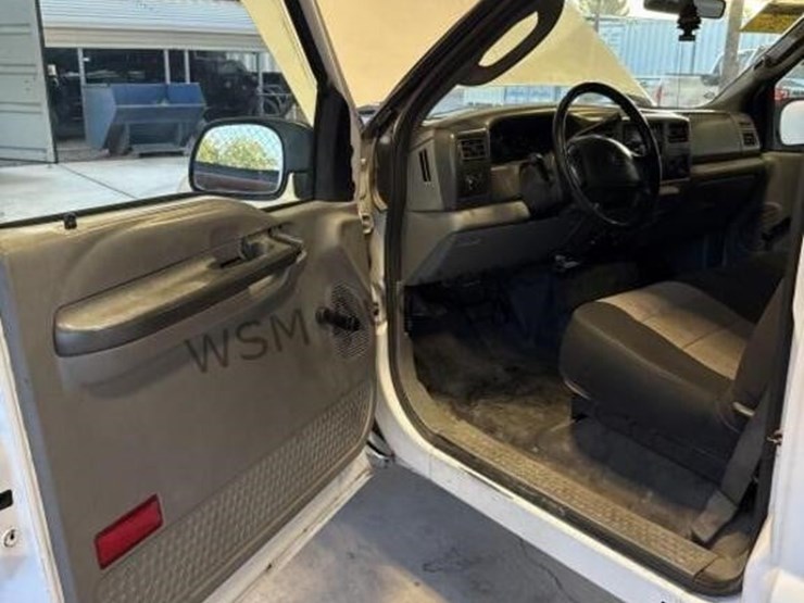 2004-ford-f250-image-24