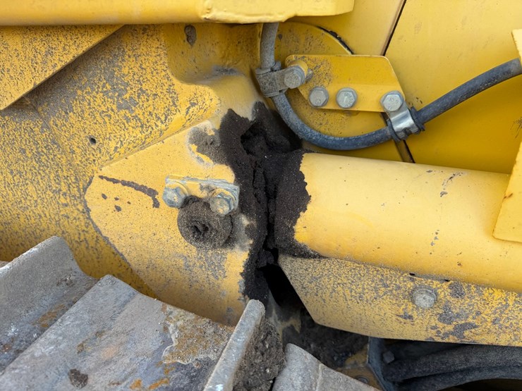 2014-komatsu-d51pxi-image-20