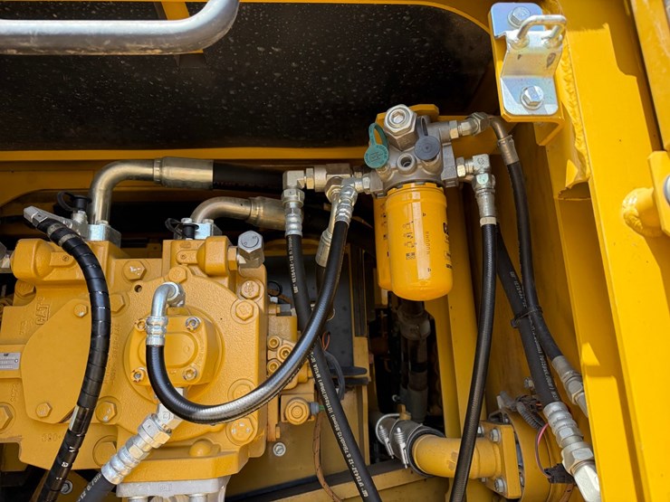 caterpillar-336fl-image-45