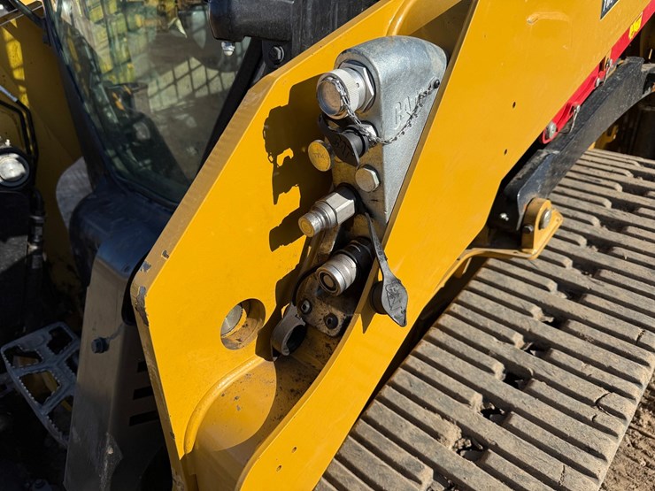 caterpillar-255-image-28