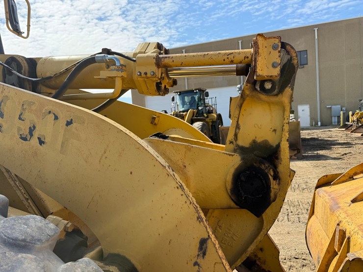 caterpillar-950f-image-17