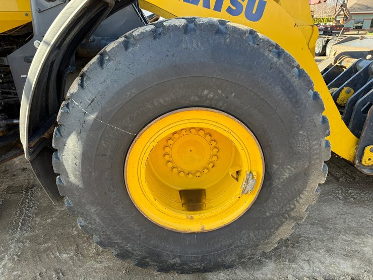komatsu-wa380-image-132