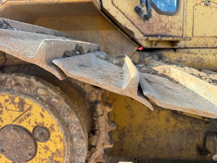 caterpillar-d4h-lgp-image-76