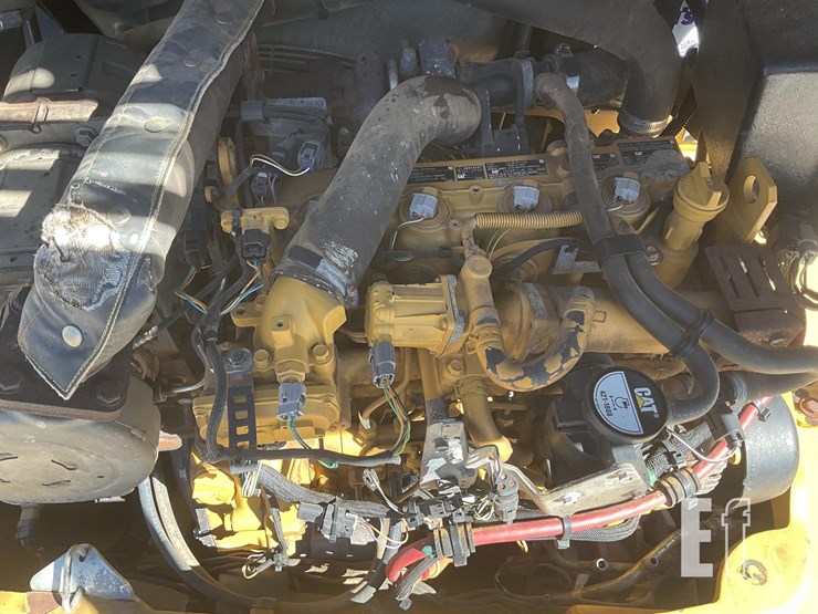 2021-caterpillar-906m-image-16