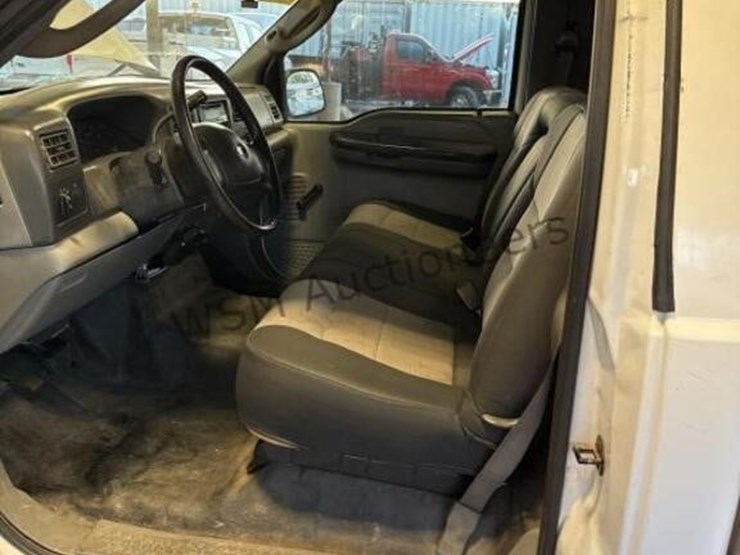 2004-ford-f250-image-23