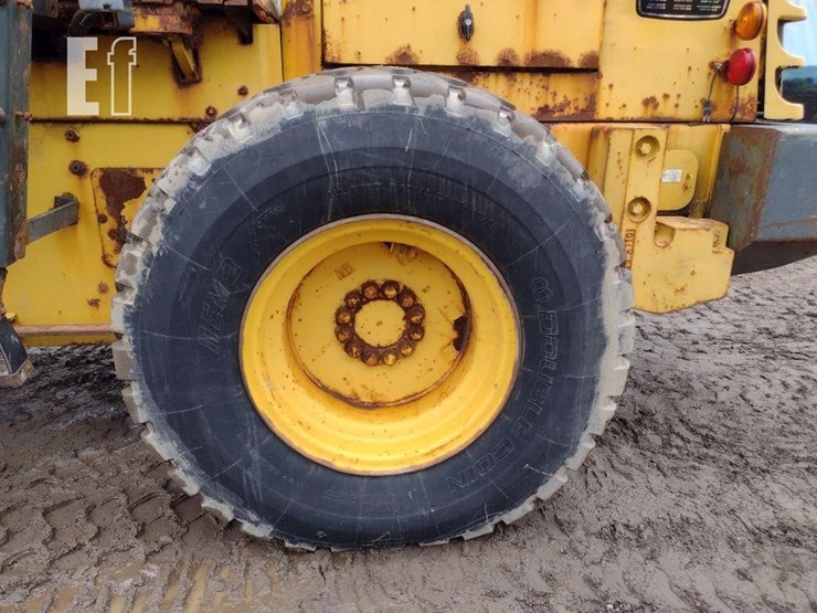 komatsu-wa180-3-image-17