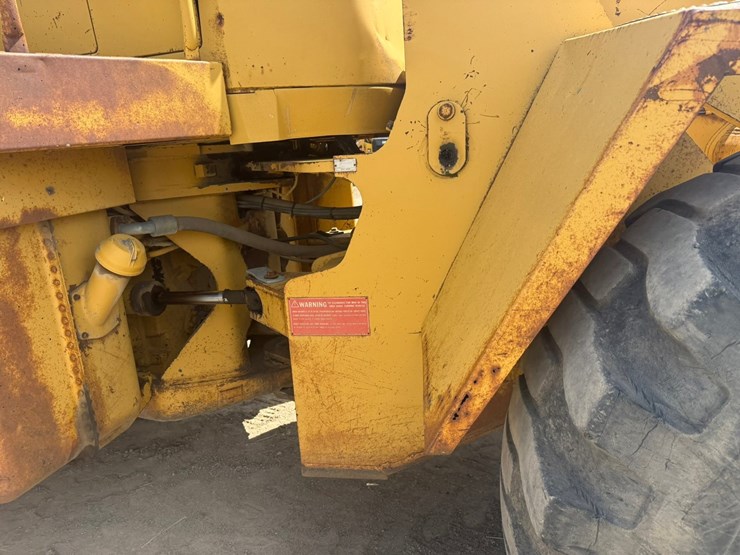 caterpillar-966d-image-30