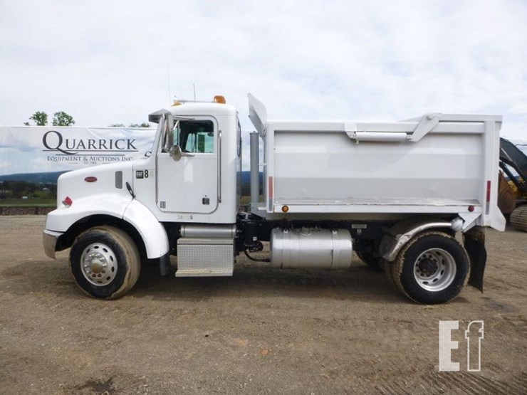 2000-peterbilt-330-image-1