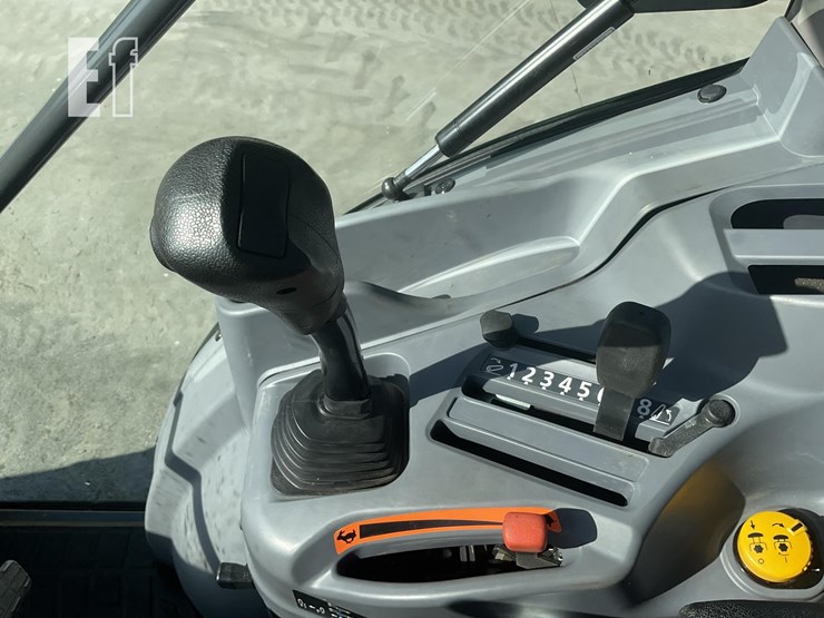 2023-kubota-l3560-image-15