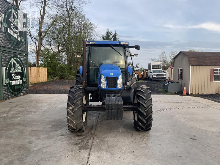 2003-new-holland-ts135a-image-7