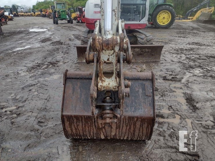takeuchi-tb290-image-27