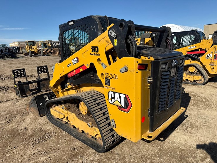 caterpillar-255-image-3