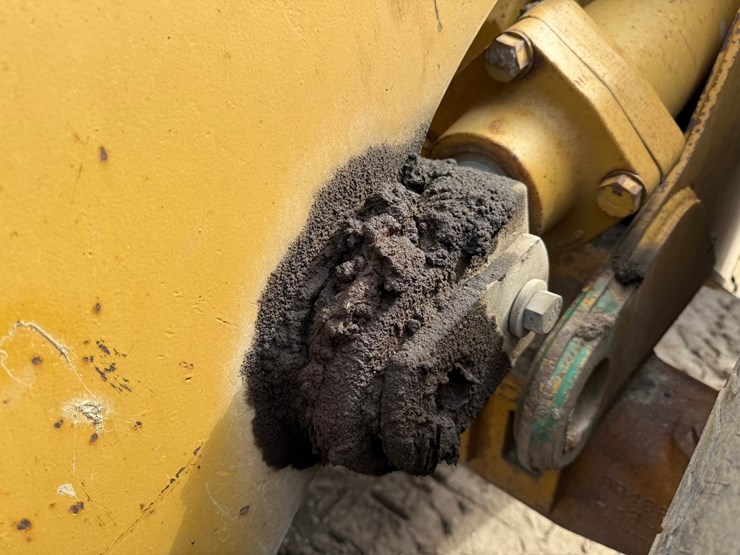 caterpillar-950f-image-23
