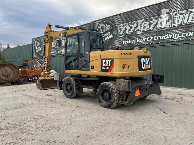 2015-caterpillar-m313d-image-2