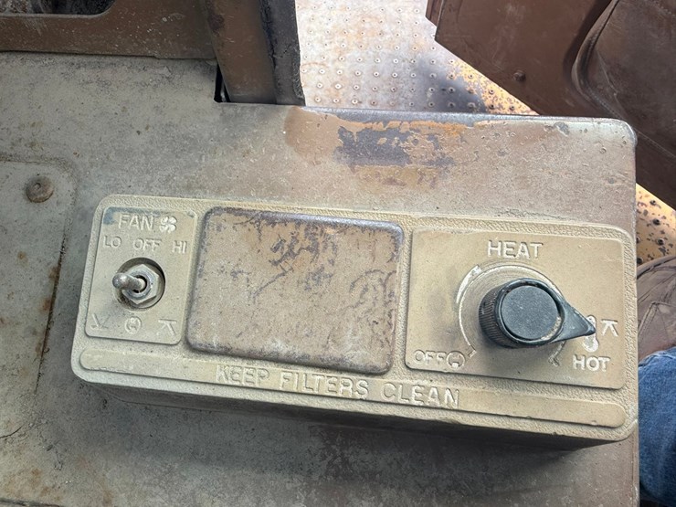 caterpillar-966d-image-90