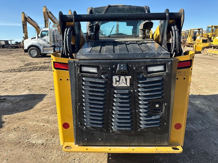 caterpillar-255-image-4