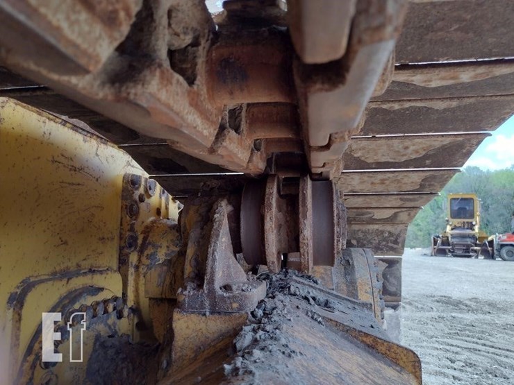 2021-deere-750l-lgp-image-16