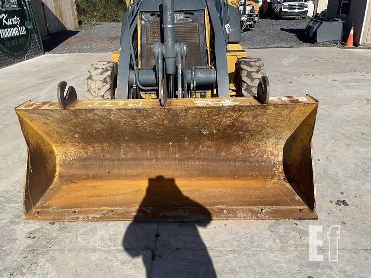 2015-deere-310sl-image-9