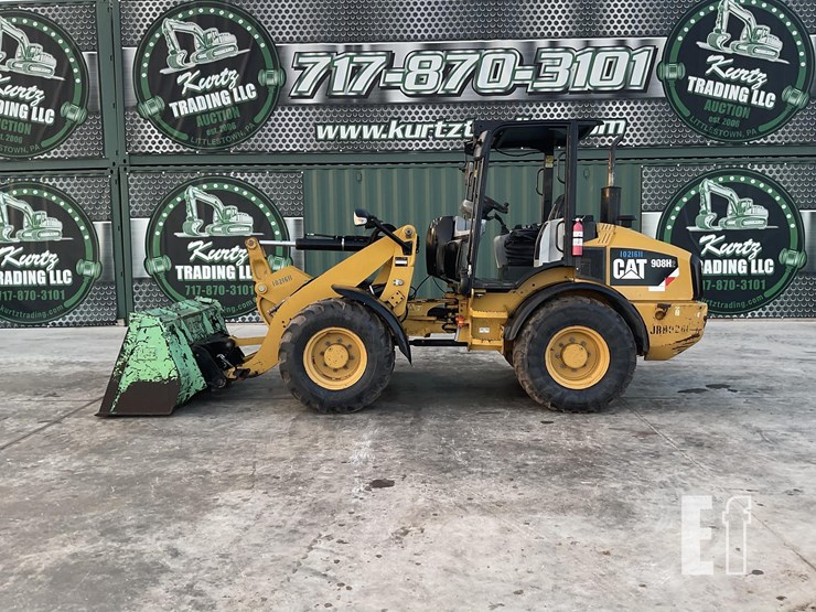 2015-caterpillar-908h2-image-1