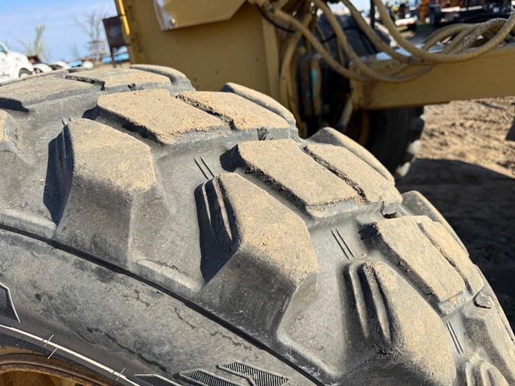 caterpillar-140g-image-102