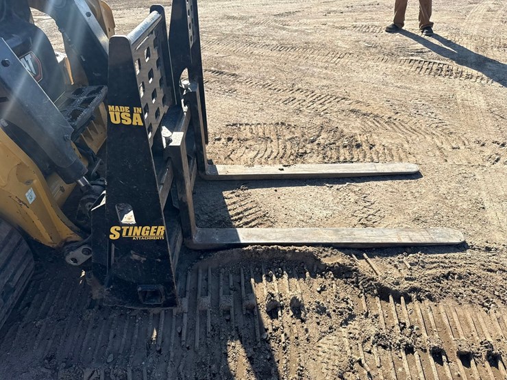 caterpillar-255-image-10