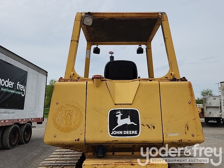 deere-655b-image-22