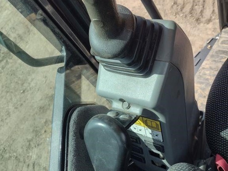 2021-bobcat-e35i-image-9