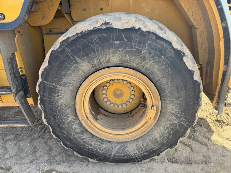 2013-caterpillar-950k-image-105