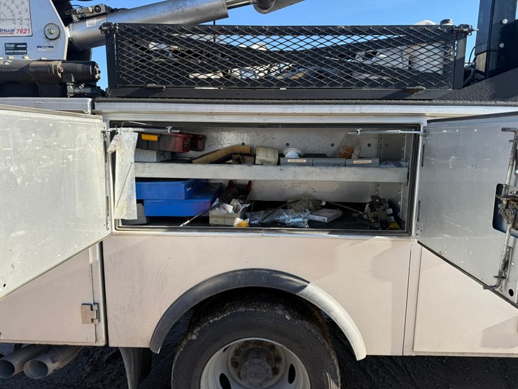 2017-ford-f550-xl-image-70