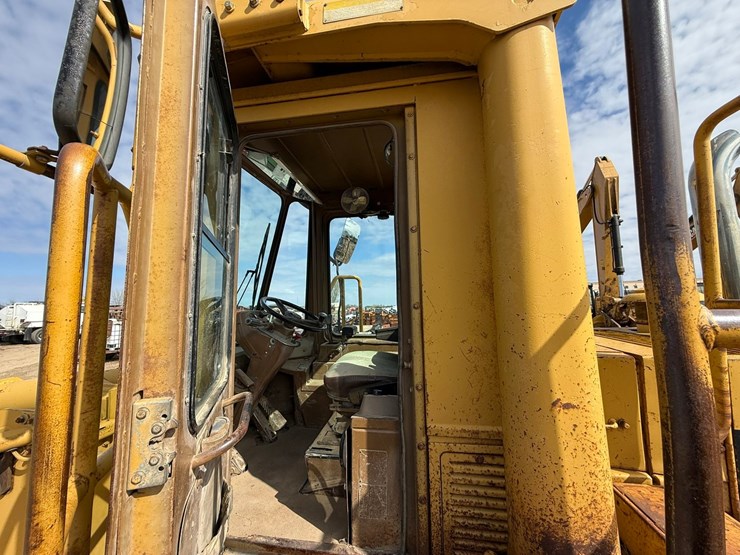 caterpillar-966e-image-102