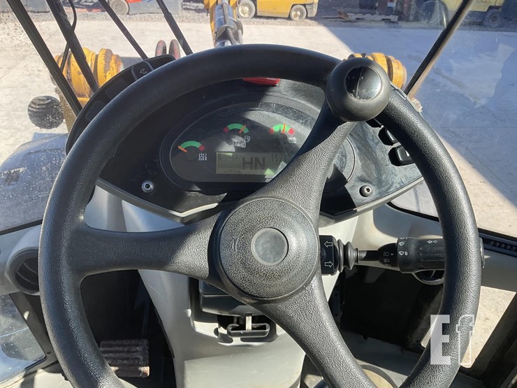 2021-caterpillar-906m-image-14