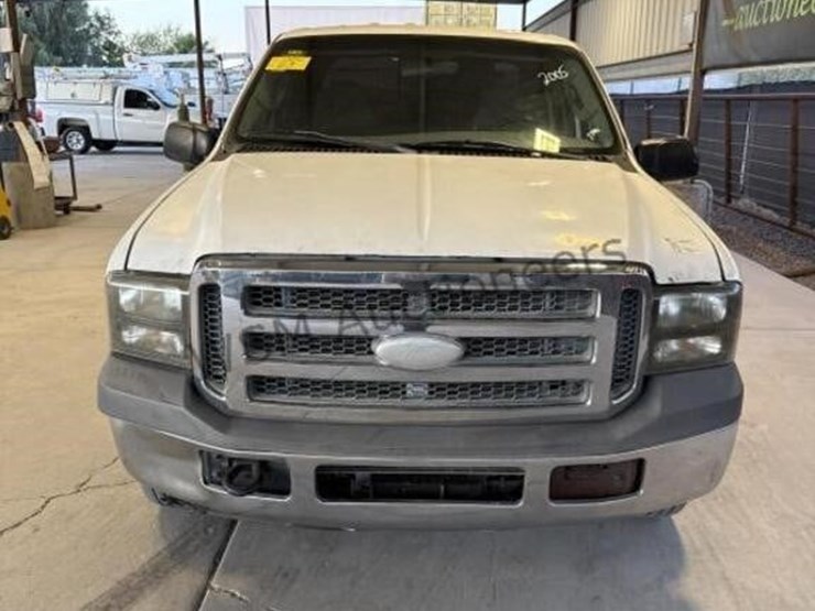2005-ford-f250-image-3