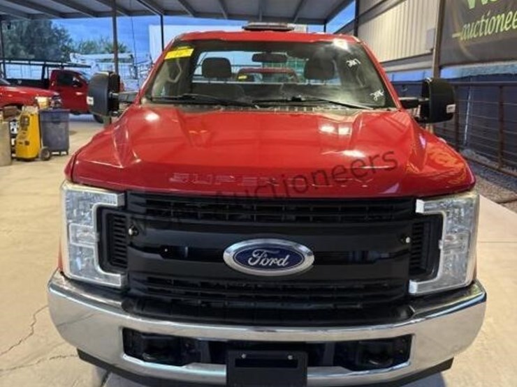 2017-ford-f250-image-4